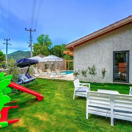 Villa Girida 1 *